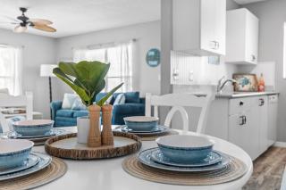 Bohemian Sunrise - South NSB, Quiet, No-drive Beach, Pool, Fishing, BBQ - New Smyrna Beach - 5
