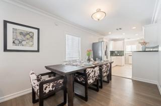 Hart Street Haven in Reseda - Los Angeles - 3