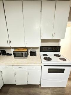 A Quiet and decent 3 bedroom apartment - Kirkland Lake - 5