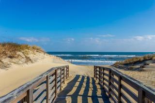 7113 The Happy Crab Just Steps to the Beach - Nags Head - 5