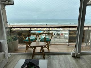 Hermoso departamento frente al mar - 1
