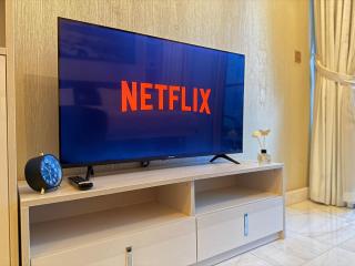 Breathtaking Burj & Pool View Apt in Downtown - 2