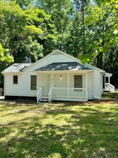 New! Special Rate for First Bookings! 2 Bedroom - Charlotte - 6