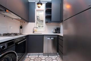 New 3-Bedroom Apartment - Istanbul - 1