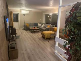 Large detached house in the middle of Lofoten - 7