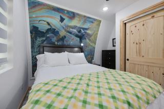 Spacious Family Retreat, North Nashville - Perfect Blend of Comfort & Nashville Vibes - 2