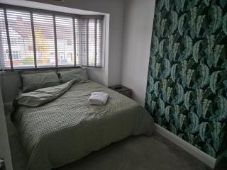 Paul's Place - Longbridge - 5