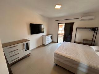 Praia da Enseada, 5 quartos, 4 vagas, 300mts Praia - 4
