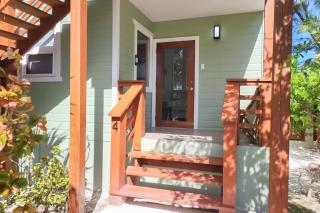Cottage 4 at Island Pearl Gold Standard Certified - Caye Caulker - 1