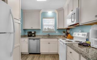 Sand Dollar B by Emerald Coast Retreats - Panama City Beach - 2