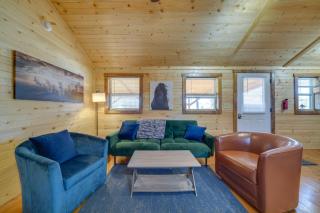 28 Mi to Downtown Louisville Serene Farm Getaway - 9