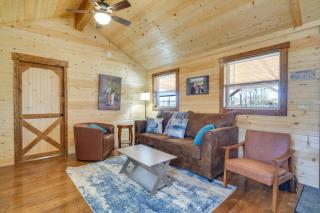 Horse Farm Retreat with Pond View Near Louisville - La Grange - 6