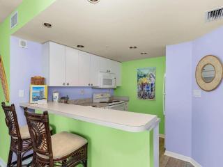 Perfect Island Escape - Beach, Pool, Restaurant & More! -FMB-Condo Island Oasis - Roelens - 4