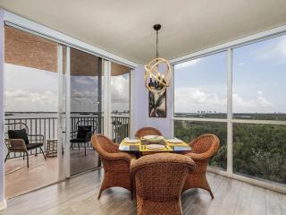 Perfect Island Escape - Beach, Pool, Restaurant & More! -FMB-Condo Island Oasis - Roelens - Fort Myers Beach - 3