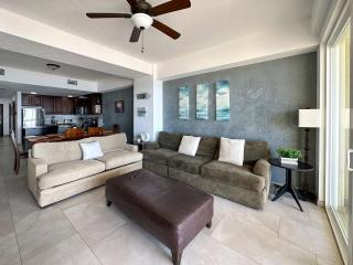 Water Slide Family friendly 3BR Condo - Playa Encanto - 4