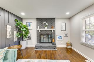 Family Friendly Chic Retreat in Rocky Mount! - Rocky Mount - 4