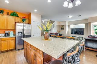 Stay and Play in Las Vegas Spacious Home for Groups - 3