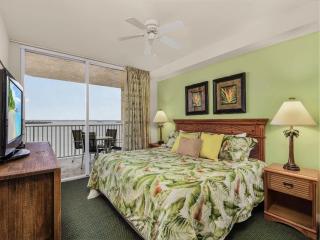 Perfect Island Escape - Beach, Pool, Restaurant & More! -FMB Condo Island Paradise - Roelens - Fort Myers Beach - 2