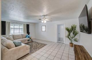 Heart of Housto - 3BD Apt - 5