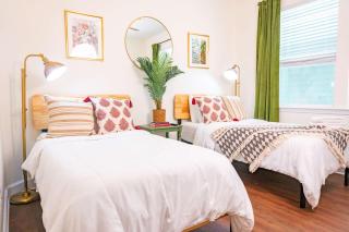 The Botanical Suite Newly Built Upscale Central - Gainesville - 7