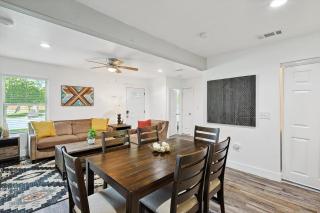 Relax & Unwind - 3-BD 2-BD Yard Tranquil Getaway - Grand Prairie - 1