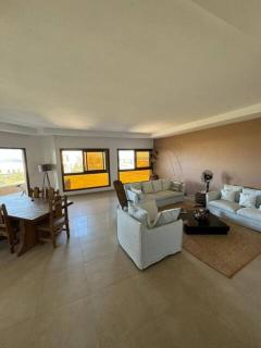 King's Lair, Embassy Ocean View Apartment, Dakar, Senegal - Dakar - 0
