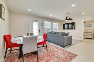 1 Block to Beach Gulf Coast Escape with Patio! - Fort Myers Beach - 0