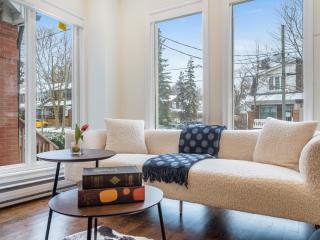 Designer 3Br & 2WR Townhouse - 2
