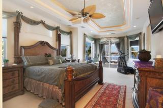 Villa Laguna - Stunning Views! Elec & solar heated pool, spa on Gulf-access canal - SWFL Rentals - 1