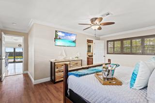 Villa Lorraine - Riverfront elec-heated pool home w/stunning views & dolphins! - SWFL Rentals - 2