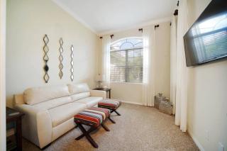 Villa Madison - Lakefront pet-friendly elec-heated pool home w/spa and Western exposure - SWFL Rentals - 3