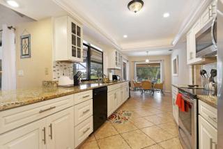 Villa Milano - Electric-heated pool home w/spa in quiet neighborhood & pet-friendly! - SWFL Rentals - 5