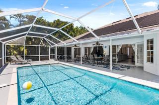 Villa Mimsey - Modern family-friendly electric & solar-heated pool home in coveted SE Cape Coral - SWFL Rentals - 9