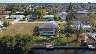 Family-friendly salt water electric-heated pool home with Gulf access - Villa Mahana - Cape Coral - 8