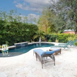 Blue Heaven in the Heart of Stuart Heat salt pool - Stuart - 4