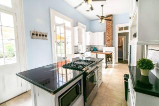 Governors Mansion 5 bedroom-3 bath - 5