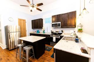 Elysian Historic Cottage - 4 bed-4 ensuite Baths - New Orleans - 2