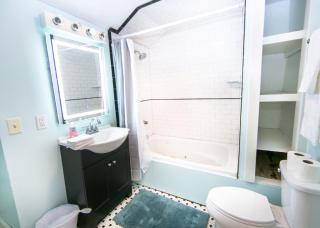 St. Ann Historic Creole Cottage 5 bed-4ba - New Orleans - 1