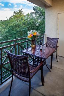 Luxury Vacation Rentals by Meridian CondoResorts - Scottsdale - 8