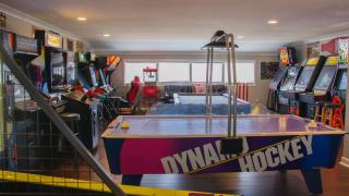 Hall of Fame Private Resort-9 Miles to Downtown Nashville Pools Arcade - 5