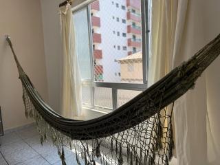 Apto na Guilhermina: Conforto e Localização - Praia Grande - 1