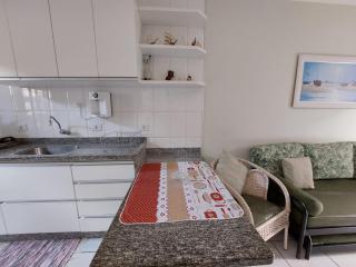 Excelente Apartamento - 2 Suítes com Ar Condicionado em Maranduba - 6