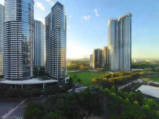 luxury 2bedroom free parking, 300mbps fiber - Manila - 4