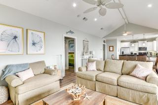 Oceanfront Crystal Beach Vacation Home with Deck! - 6