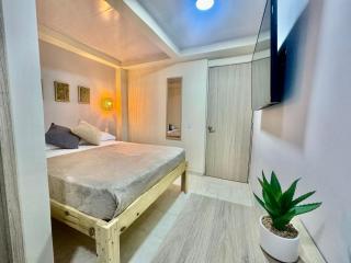 Colorful Garden House - Providencia - 7