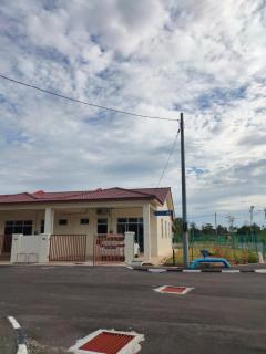 Puteri Homestay - Kangar - 8