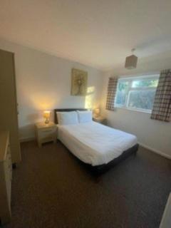 Lovely Chalet On An Excellent Holiday Park In Lowestoft Ref 12020B - Lowestoft - 3
