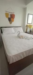 Casa Crisav Staycation place at AZURE - Manila - 6