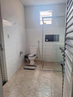 House style Apartment! prox to the Airport - 3
