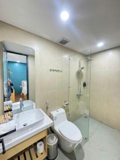 Diora Hotel Pleiku by HOS - Pleiku - 9